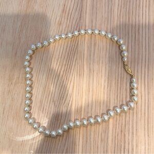 Pearl strand necklace silk beaded 18.5 inch white gold clasp knotted vintage